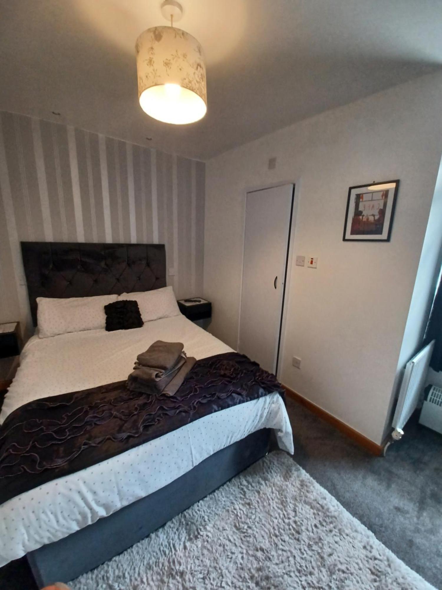 The Fame Bed & Breakfast Blackpool Exterior photo
